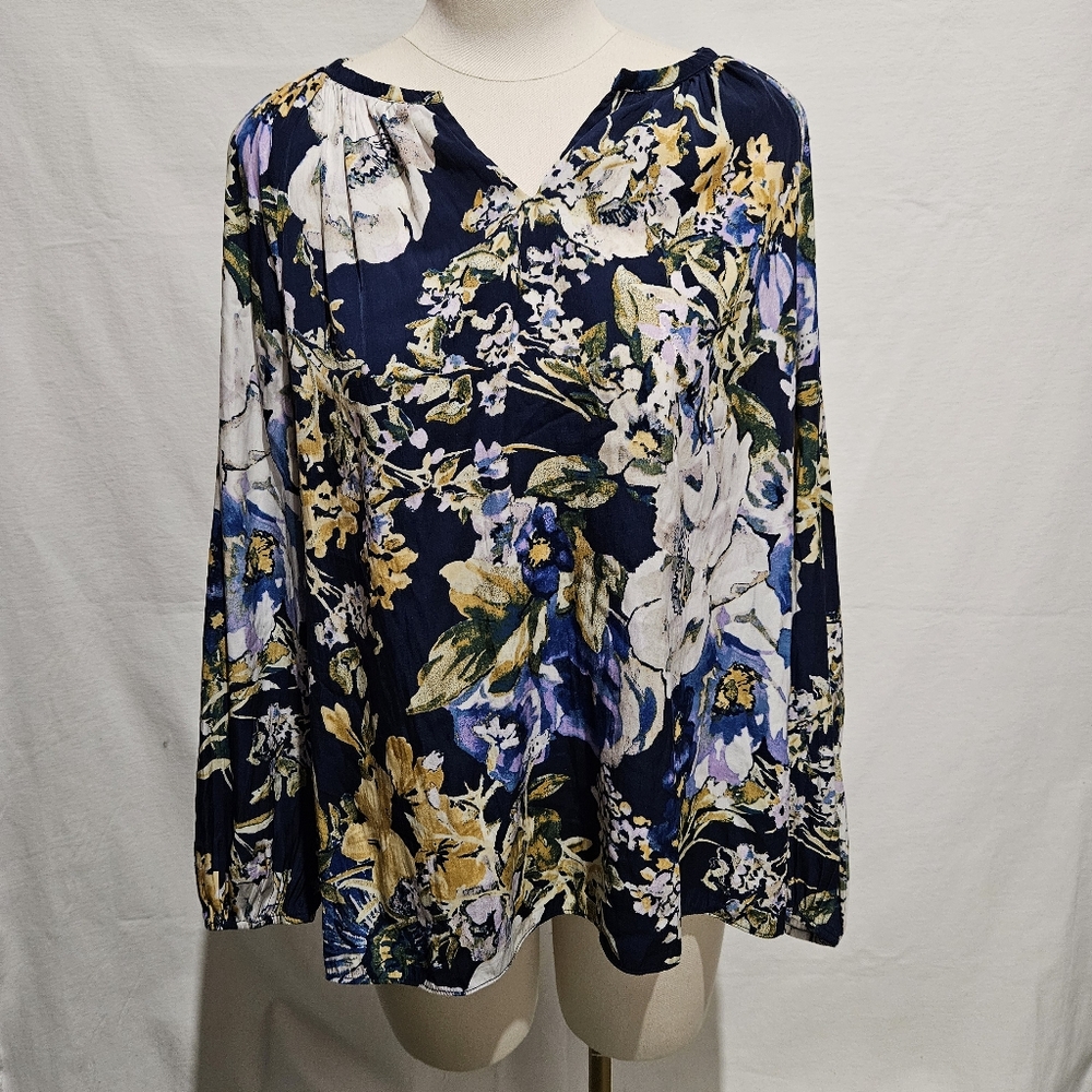 Chico’s Popover Top Blue Floral Print Chico's Sz 2P misses 12p